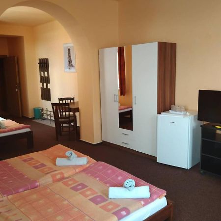 Hotel Jaro Mělník Εξωτερικό φωτογραφία