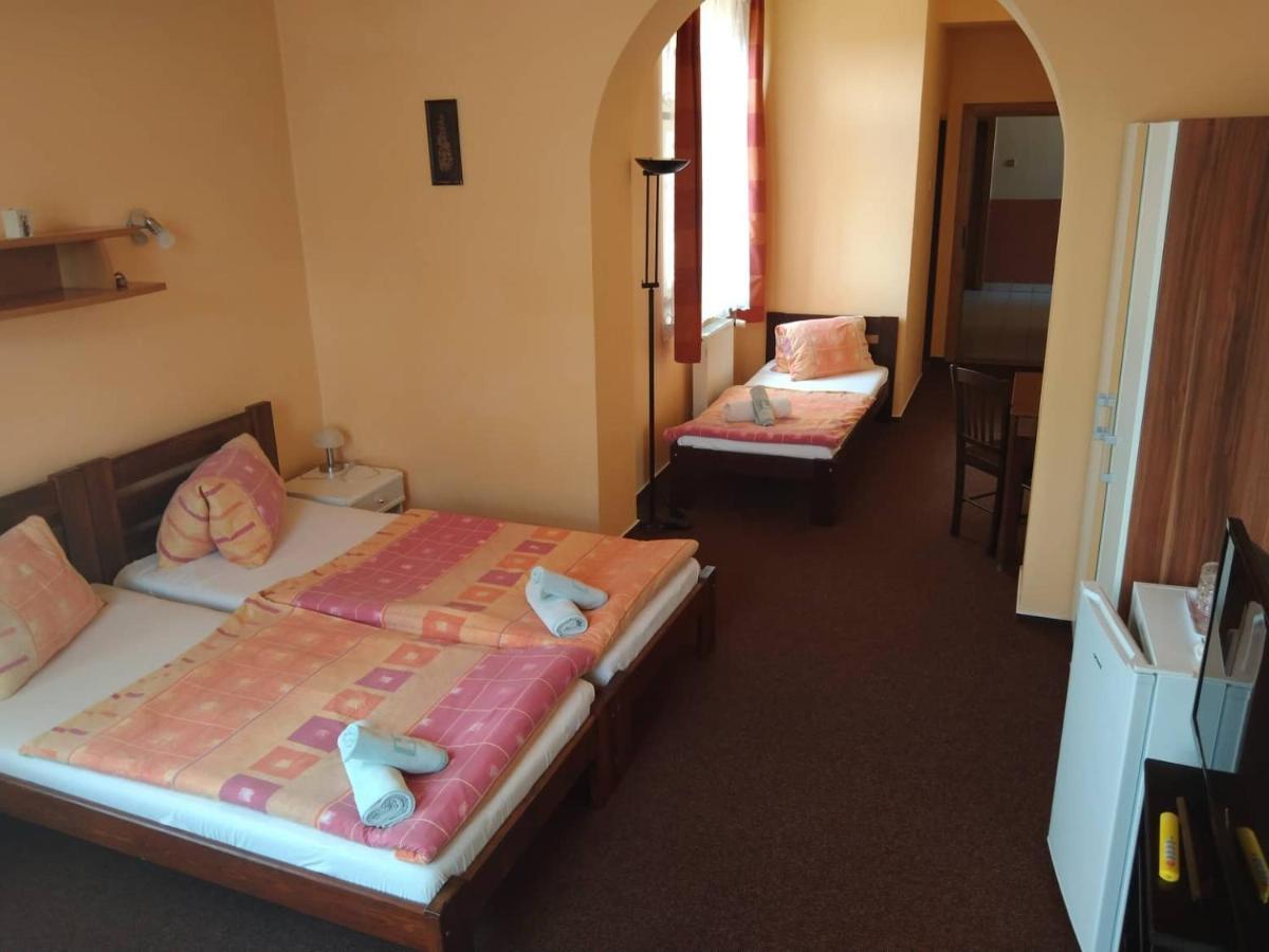 Hotel Jaro Mělník Εξωτερικό φωτογραφία